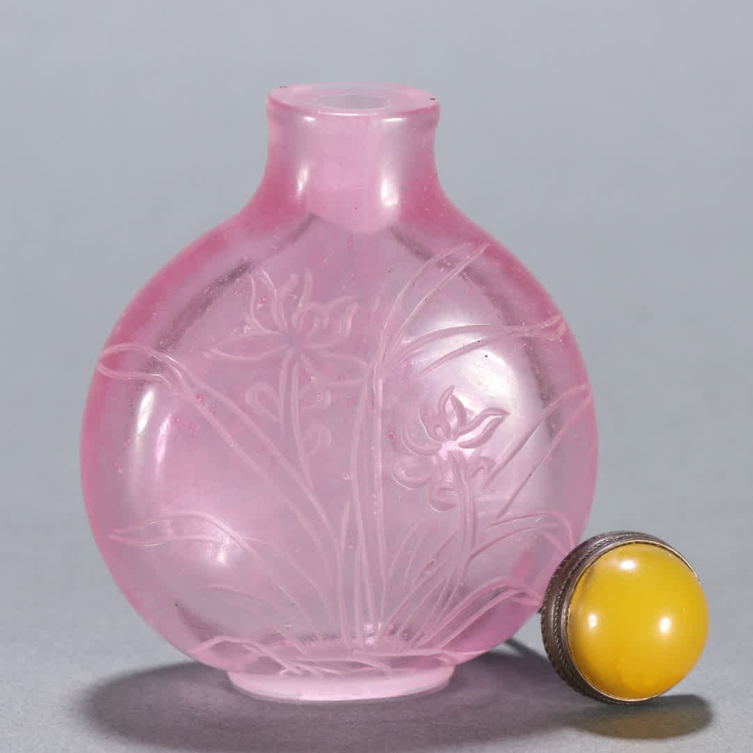 A Qing Dynasty glass orchid-patterned snuff bottle - 3