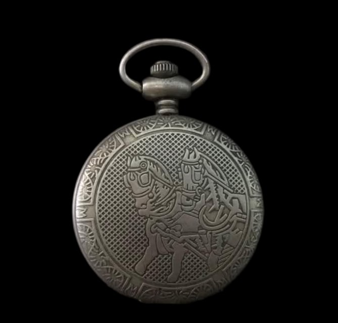 A Night List Pocket Watch: Evening checklist and pocket watch SIZE: D:55mm (The Dimensions Of All Batches Are Manually Measured.If You Need More Detailed Information, Please Contact Our Customer Service Before Bidding.)