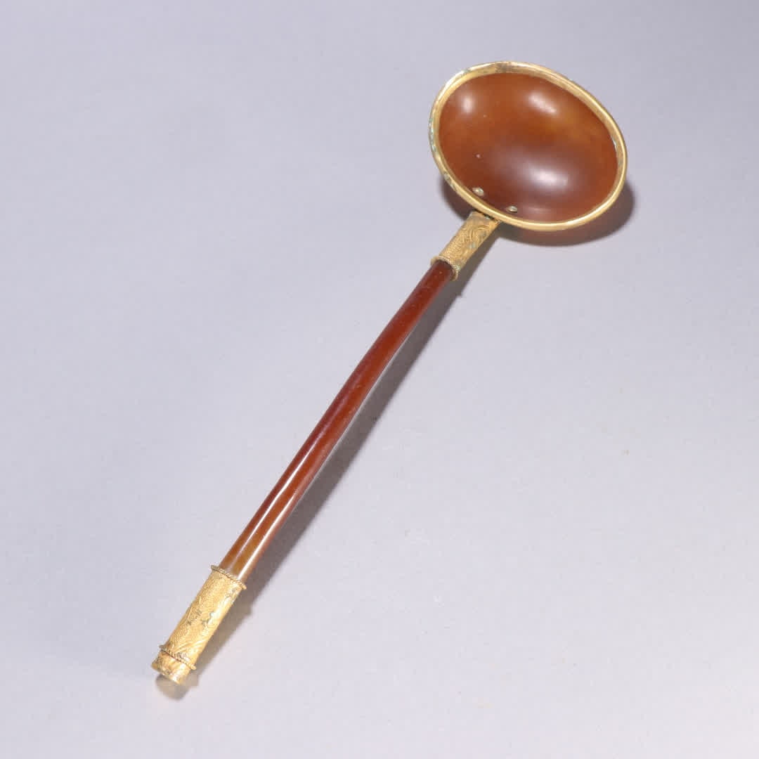 One Liao gold agate gold-wrapped spoon (1 of 9)