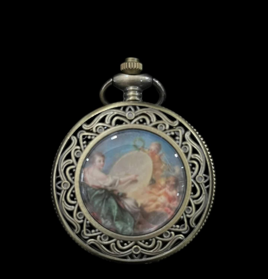 A pocket watch from a late Qing dynasty figure: Late Qing figures' single-door pocket watches SIZE: D:47mm (The Dimensions Of All Batches Are Manually Measured.If You Need More Detailed Information, Please Contact Our Customer Service Before