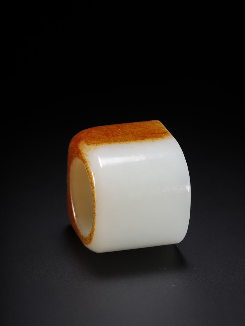 A Hetian jade thumb ring - 12