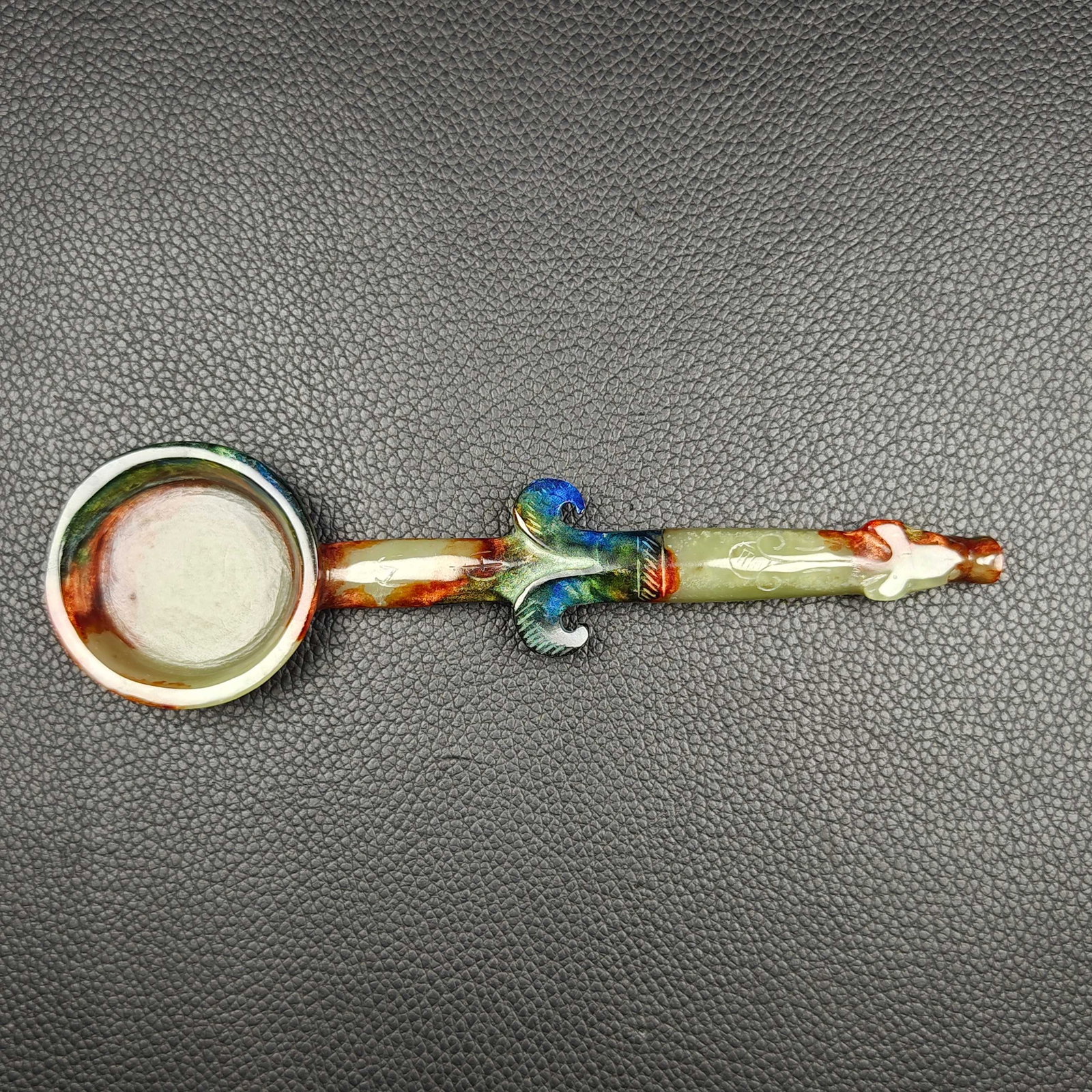 An Exquisite White Jade Dragon Pattern Spoon - 2