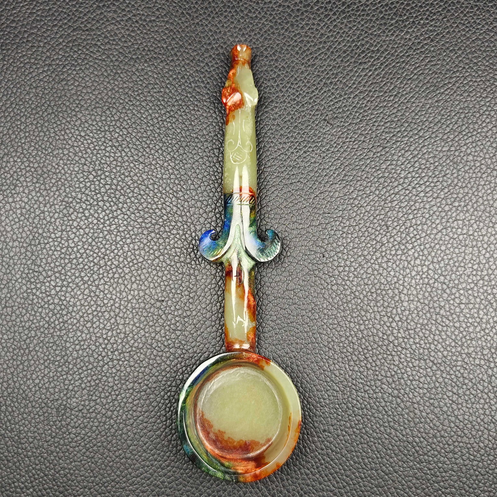 An Exquisite White Jade Dragon Pattern Spoon - 3
