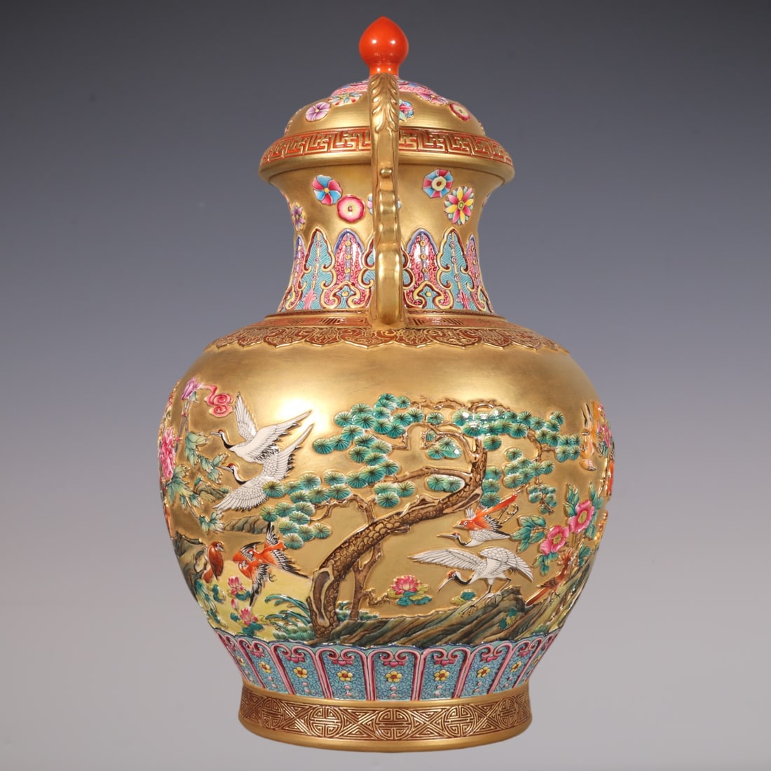An Exquisite Enamel Flower and Bird Pattern Double-Ears Jar - 5