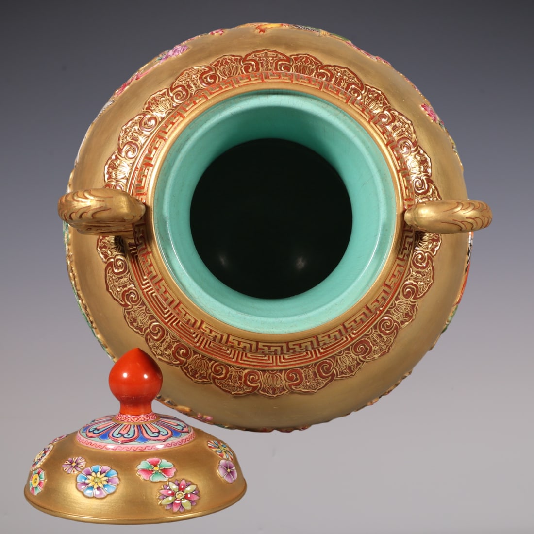 An Exquisite Enamel Flower and Bird Pattern Double-Ears Jar - 8