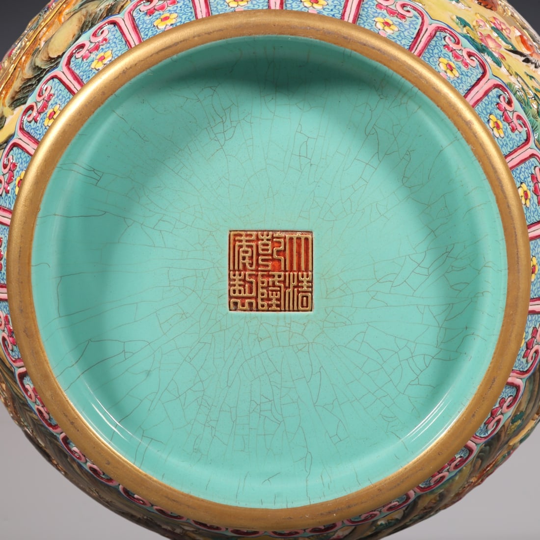 An Exquisite Enamel Flower and Bird Pattern Double-Ears Jar - 9