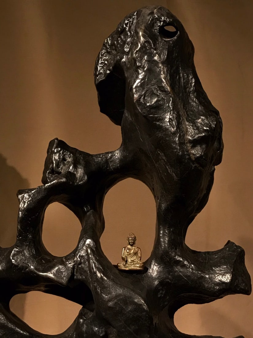 An Exquisite Taihu Stone Ornament - 8