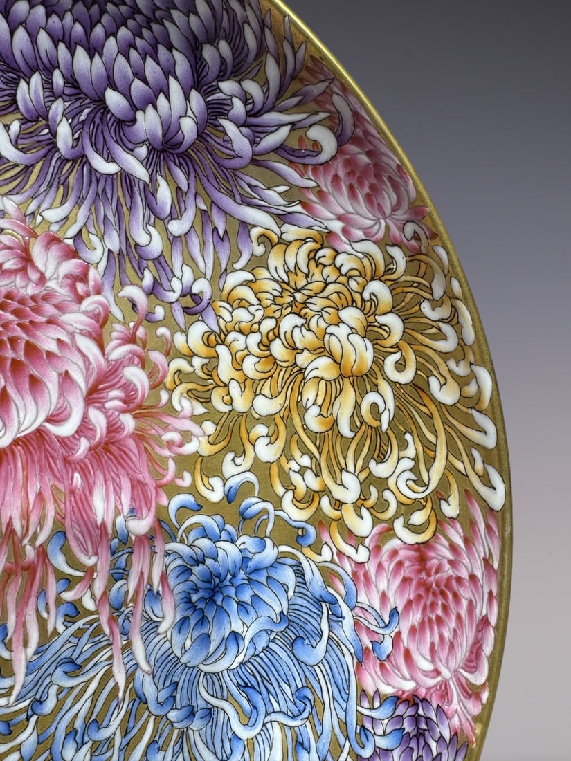 An Exquisite Famille-Rose Ruby Red-Glazed Flower Pattern Plate - 4