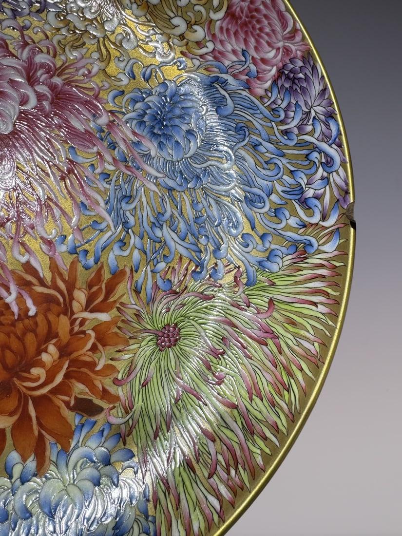 An Exquisite Famille-Rose Ruby Red-Glazed Flower Pattern Plate - 7
