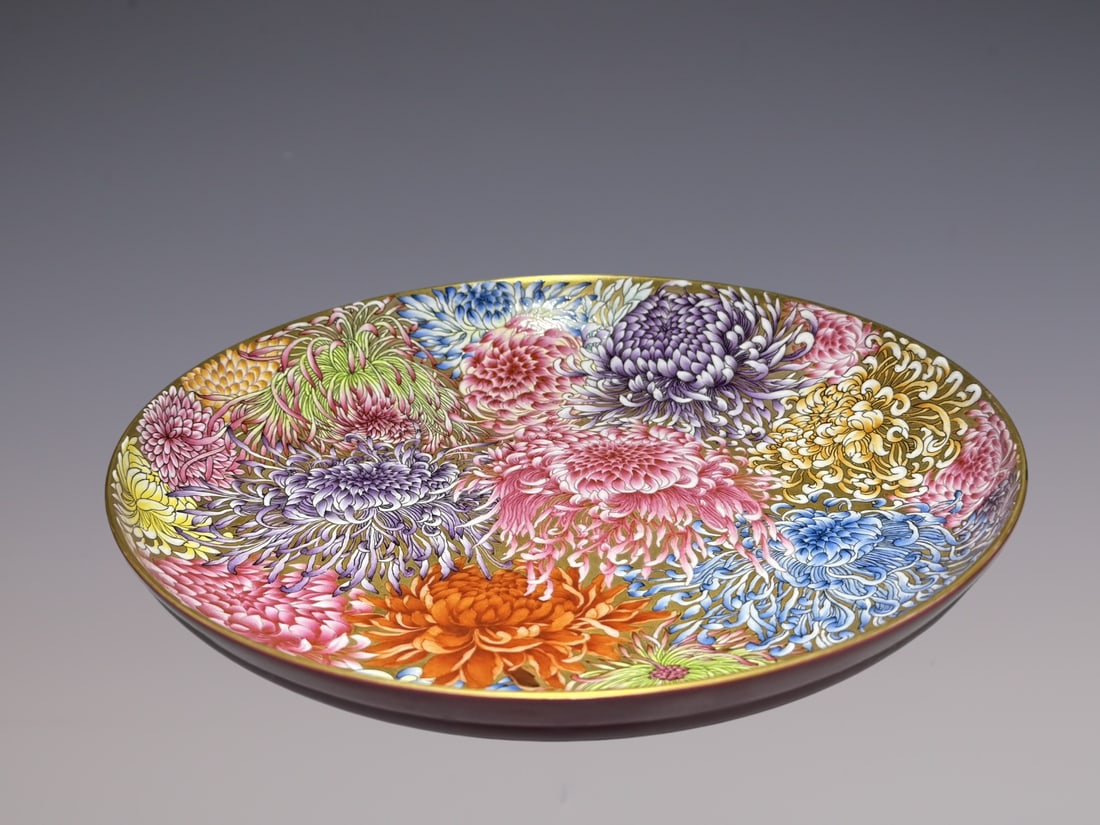 An Exquisite Famille-Rose Ruby Red-Glazed Flower Pattern Plate - 8