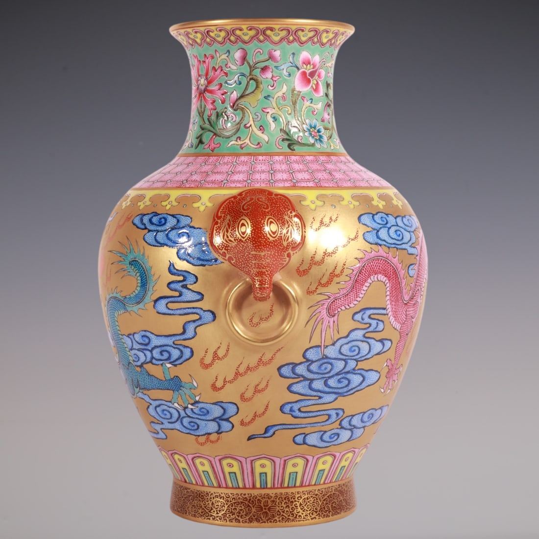 An Exquisite Enamel Lotus Pattern Dragon Pattern Double-Ears Vase - 6