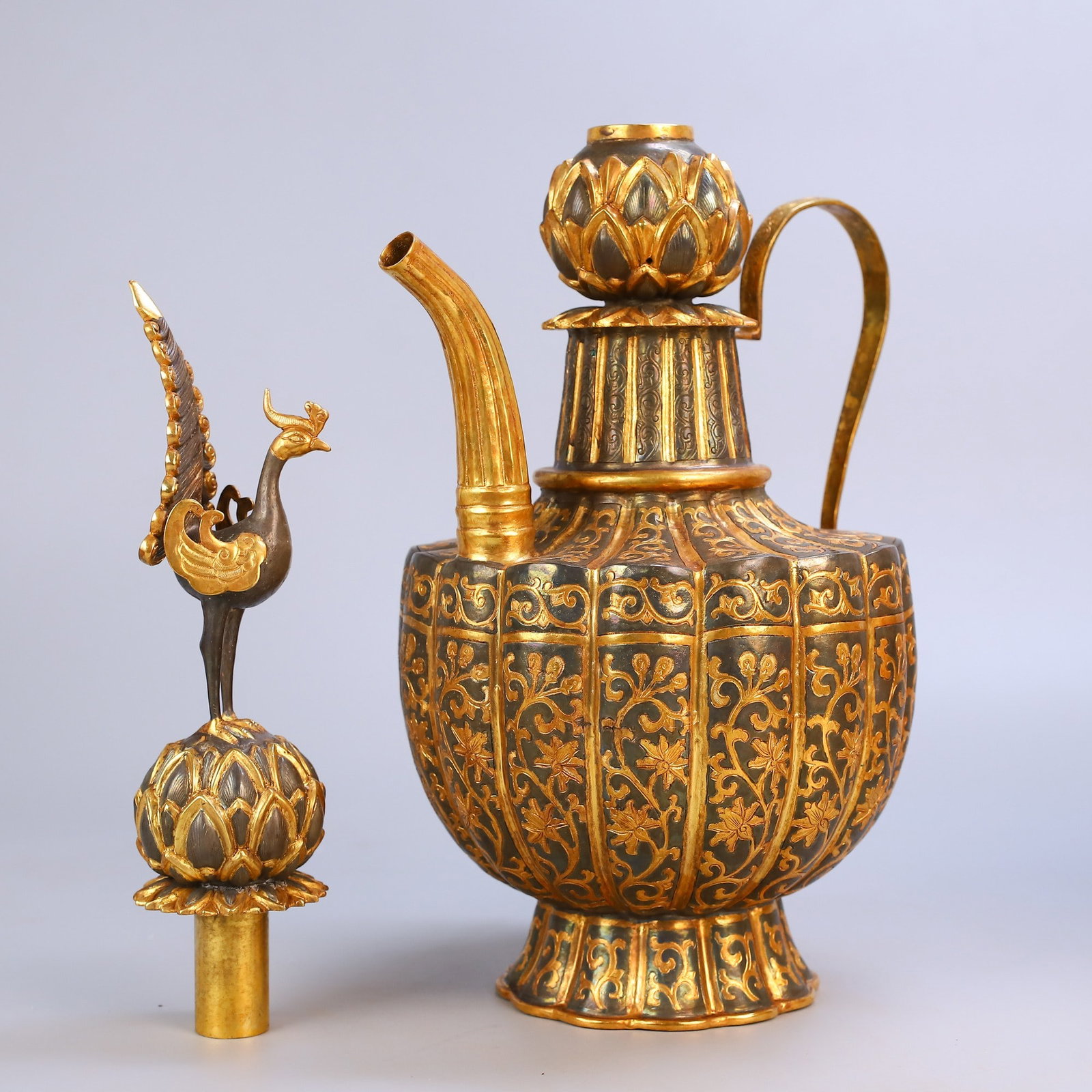 An Exquisite Gilt Bronze Flower Pattern Ewer - 3