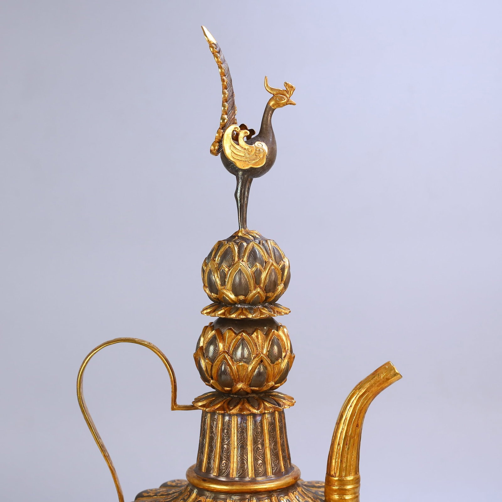An Exquisite Gilt Bronze Flower Pattern Ewer - 6