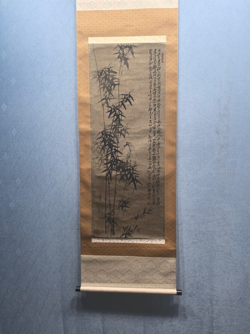 A Chinese Vertical Scroll Ink Painting of Bamboo on Paper: A Chinese Vertical Scroll Ink Painting of Bamboo on Paper Zheng banqiao Without frame Size:40.5cmx104.5cm (The Dimensions Of All Batches Are Manually Measured.If You Need More Detailed Information, Pl