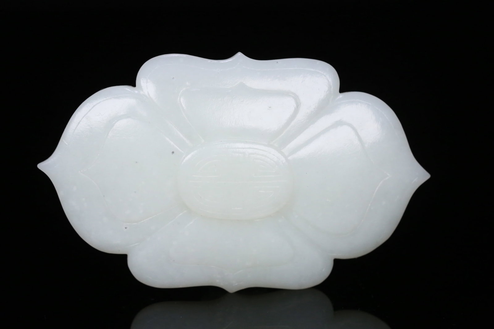An Exquisite White Jade Candlestick - 3
