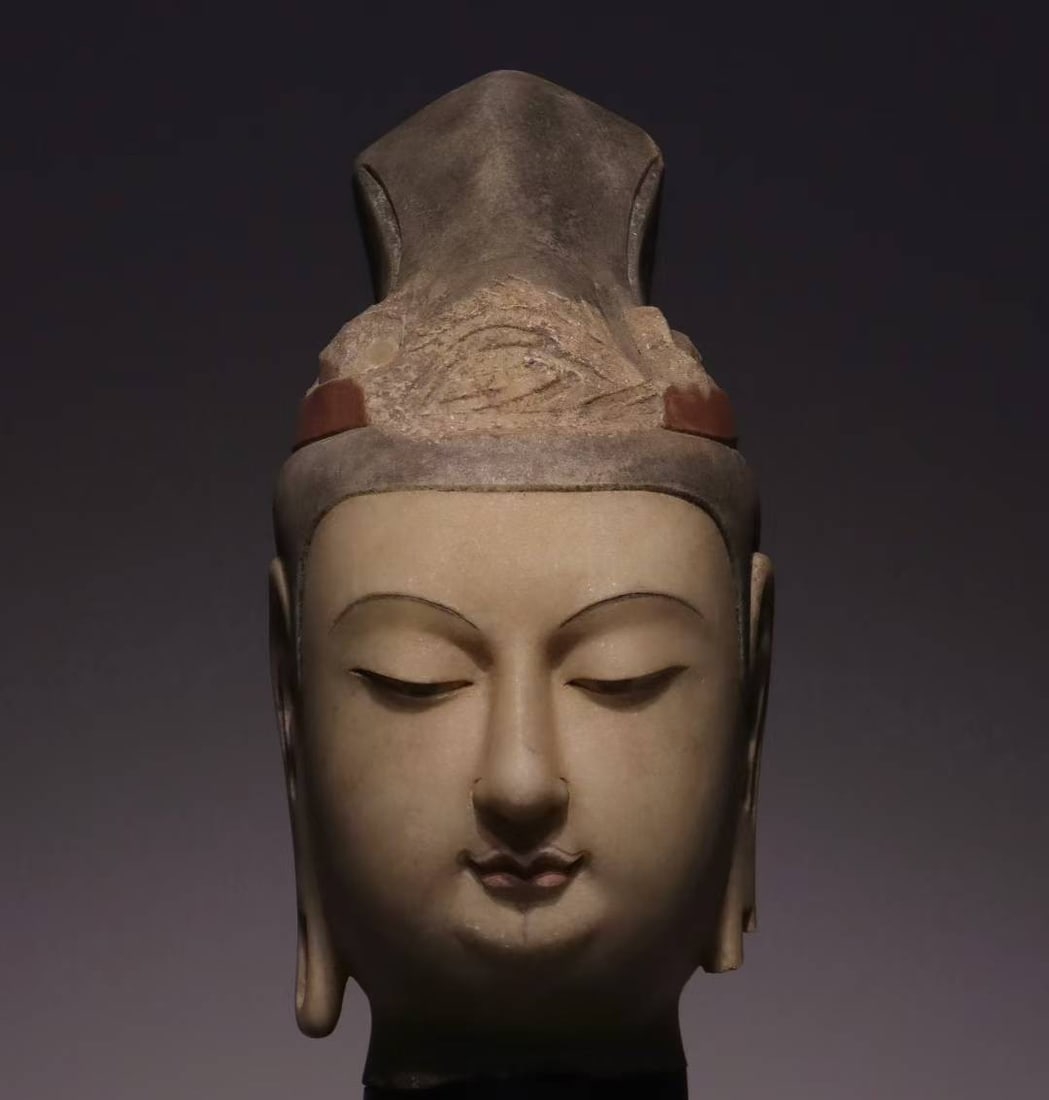 An Exquisite Marble Buddha head: An Exquisite Marble Buddha head The Northern Dynasties of China Size:30cm (The Dimensions Of All Batches Are Manually Measured.If You Need More Detailed Information, Please Contact Our Customer