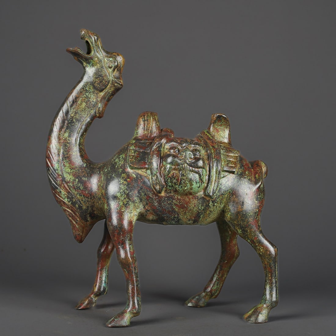 An Exquisite Bronze Beast-Face Pattern Camel Ornament - 7