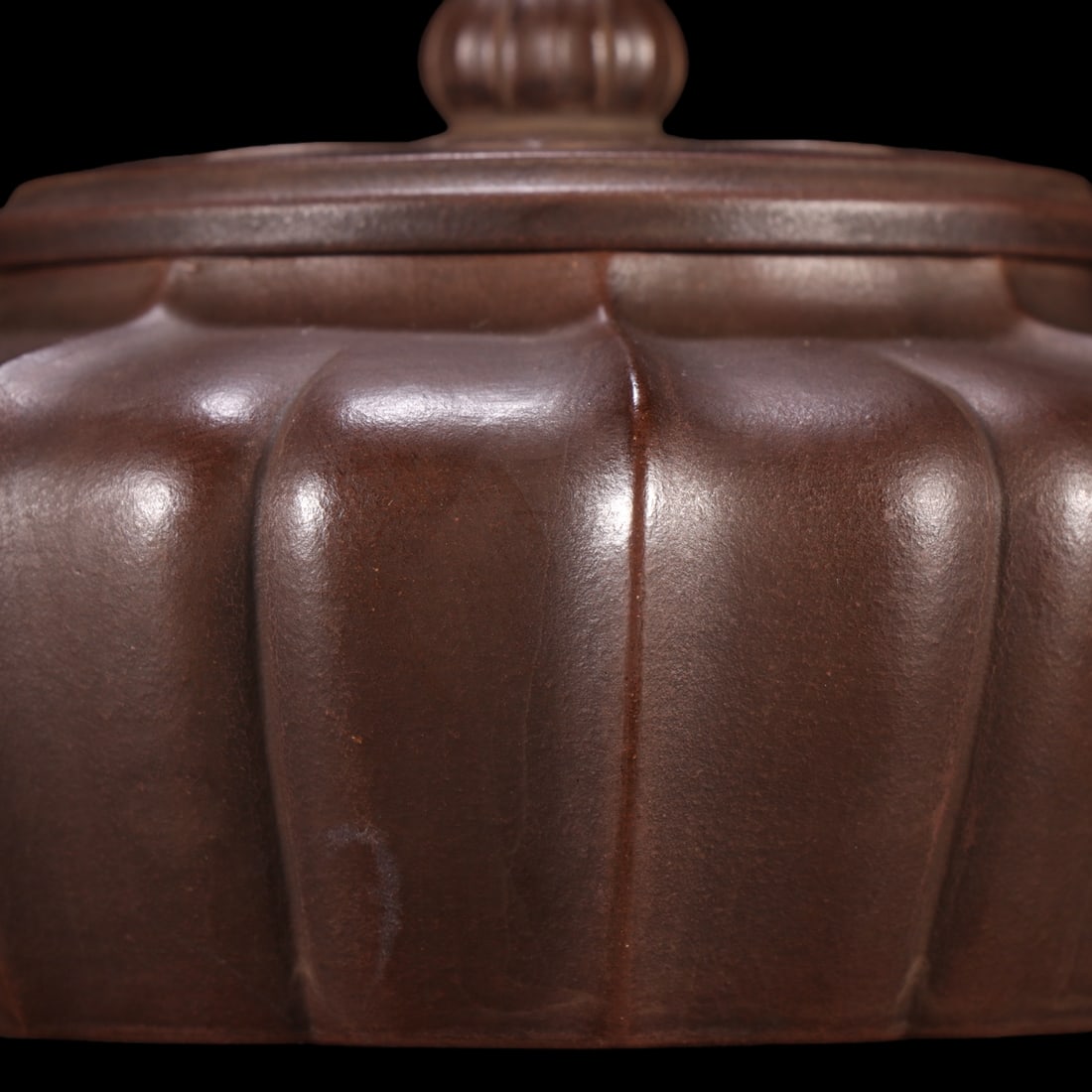 An Exquisite Purple Sands Teapot - 6