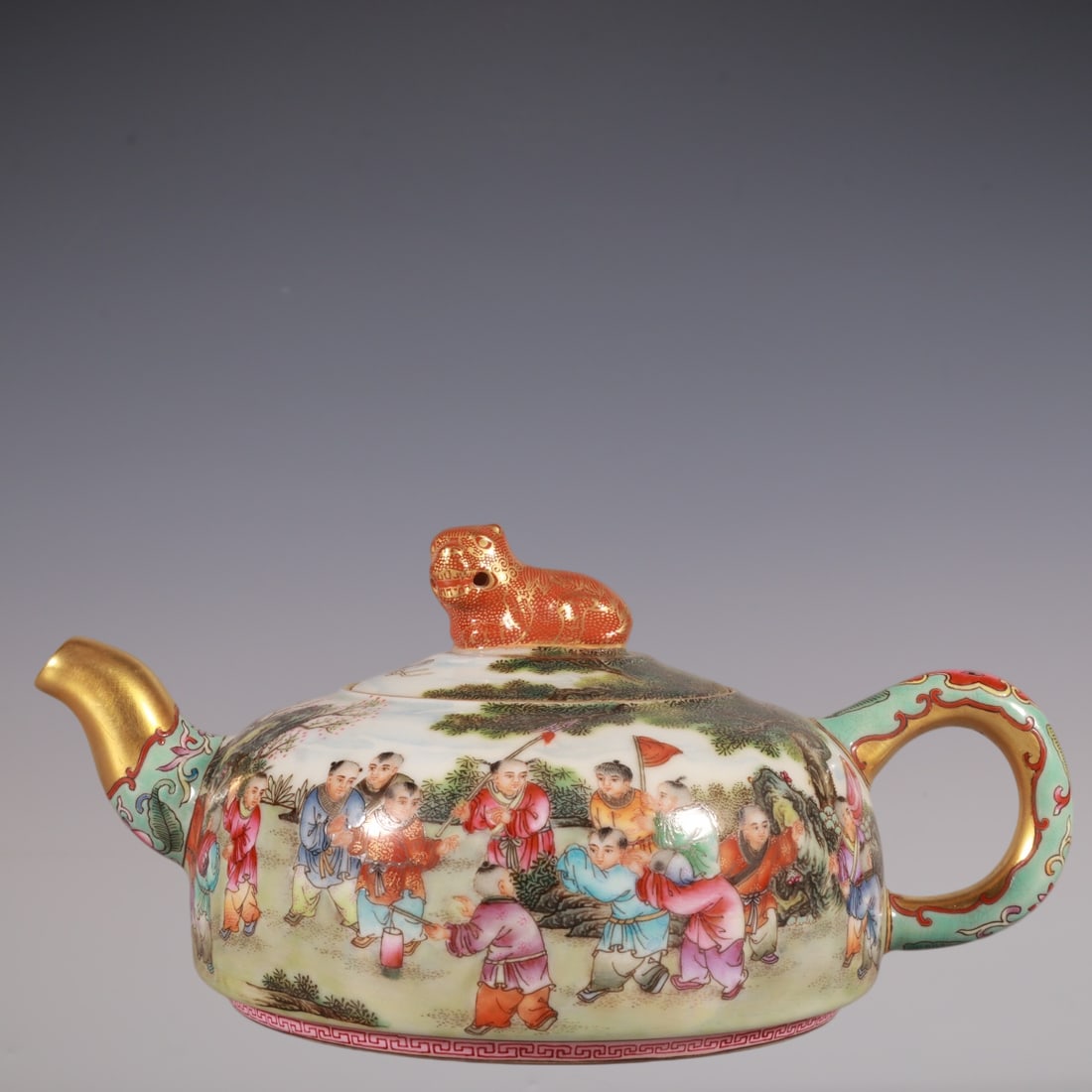 An Exquisite Enamel Character and Story Pattern with poem Teapot: An Exquisite Enamel Character and Story Pattern with poem Teapot Qing Dynasty, China Yongzheng Six-character Mark Size:9cmx11.6cm (The Dimensions Of All Batches Are Manually Measured.If You Need More
