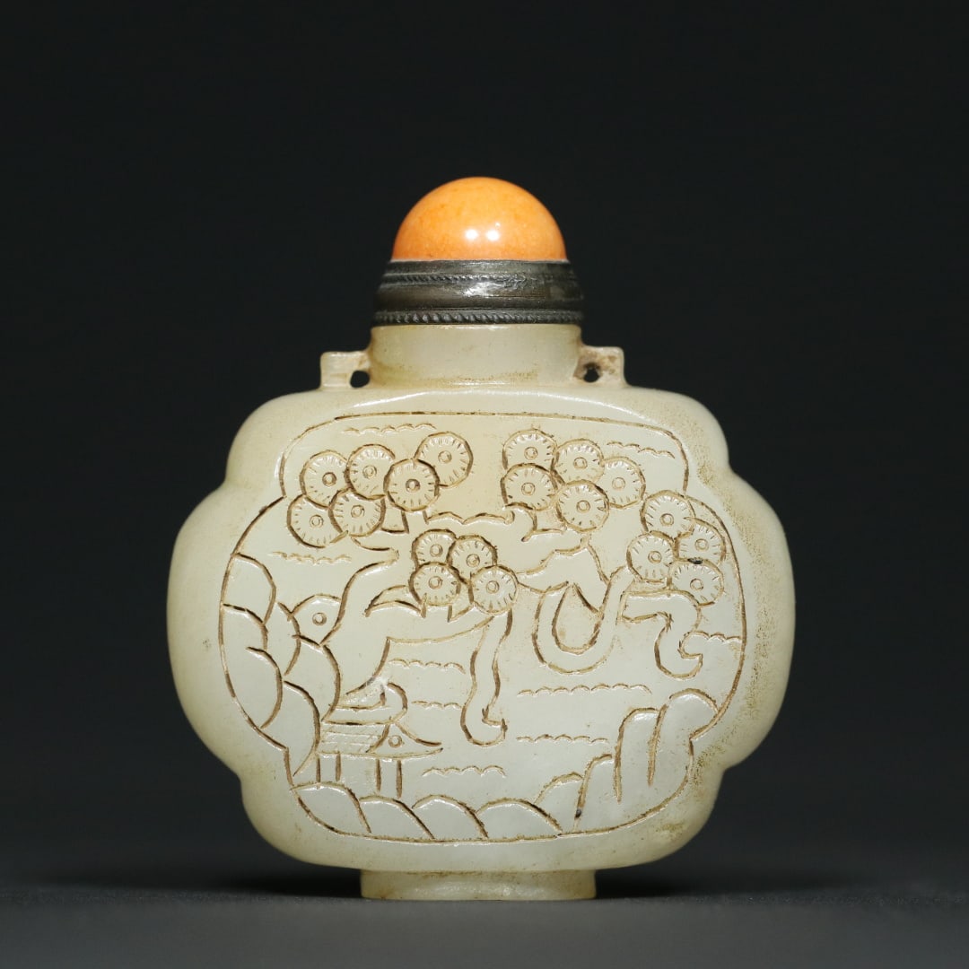 An Exquisite White Jade Pine Pattern Snuff Bottle (1 of 9)