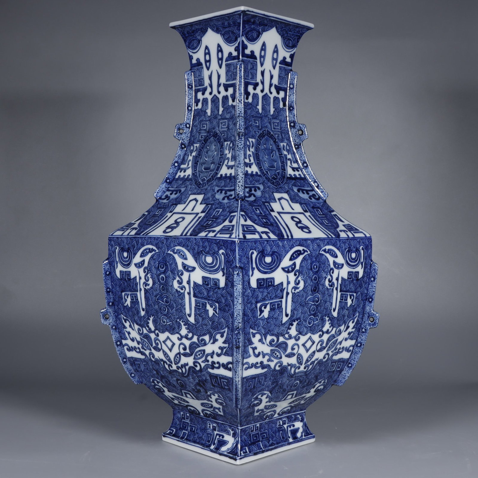 An Exquisite Blue and White Beast-Face Pattern Vase - 2