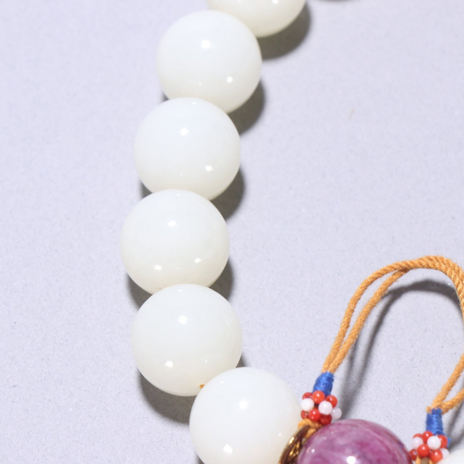 An Exquisite White Jade Bracelets - 5