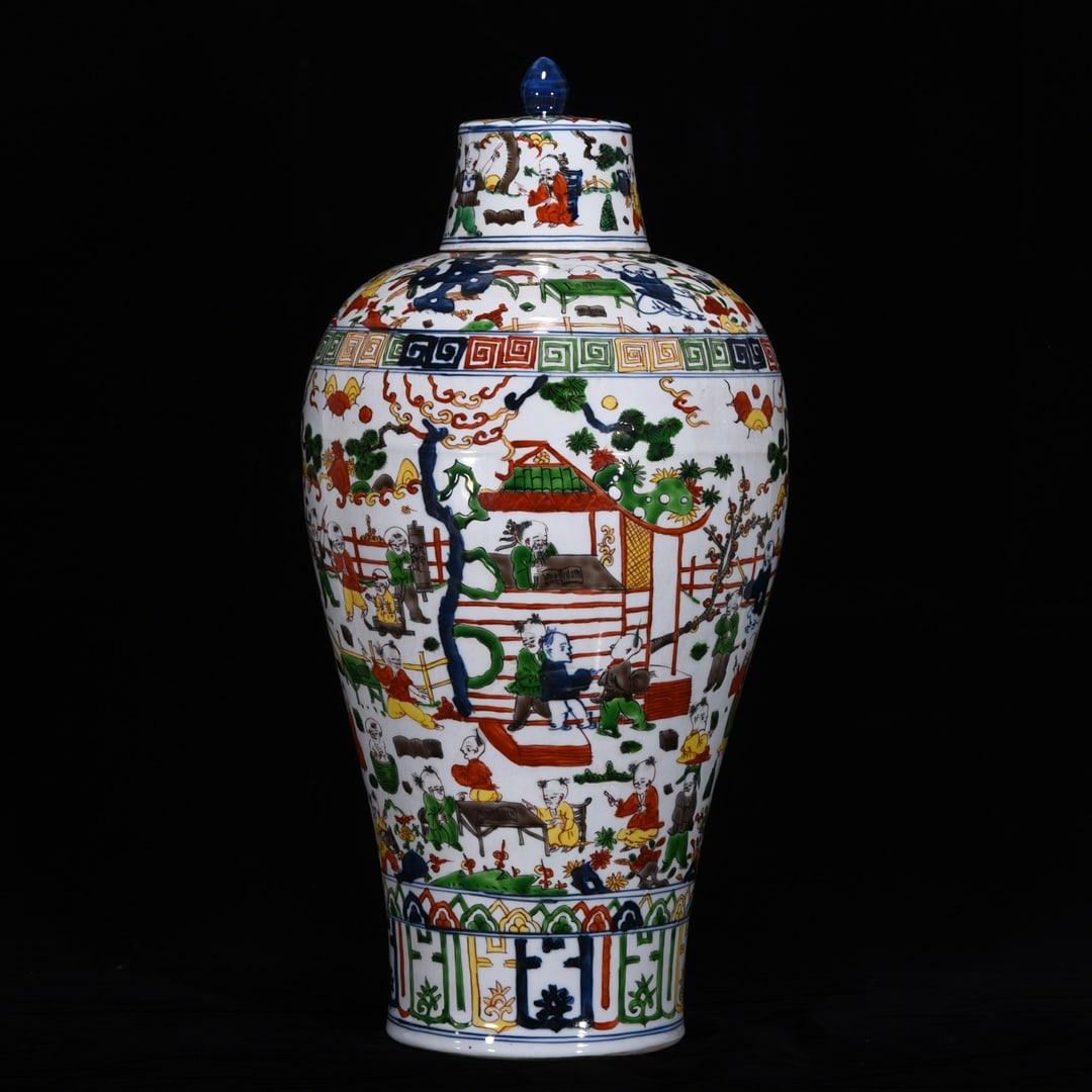 An Exquisite Wucai Character and Story Pattern Vase: An Exquisite Wucai Character and Story Pattern Vase Ming Dynasty, China Jiajing Six-character Mark Size:49.5cmx24.5cm (The Dimensions Of All Batches Are Manually Measured.If You Need More Detailed Inf