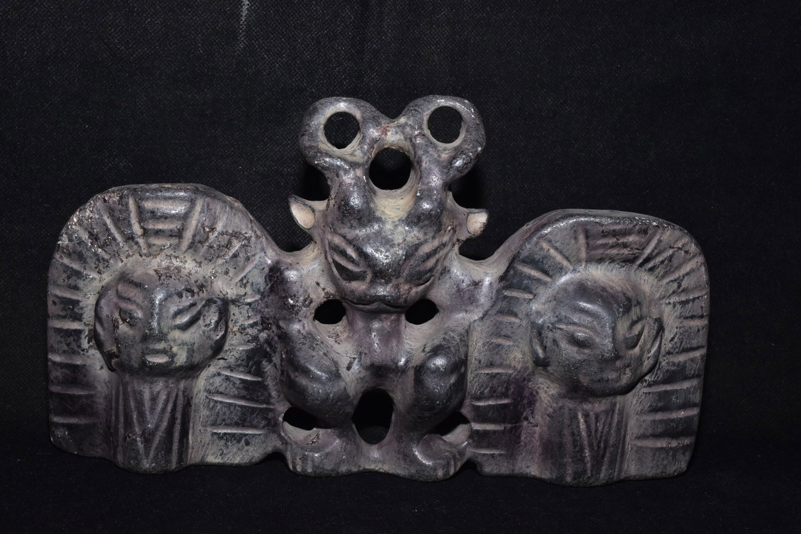 An Exquisite Yun Stone Figure Ornament: An Exquisite Yun Stone Figure Ornament Hong Shan Culture Size:16cmx25cm Weight:2.11kg (The Dimensions Of All Batches Are Manually Measured.If You Need More Detailed Information, Please Contact Our