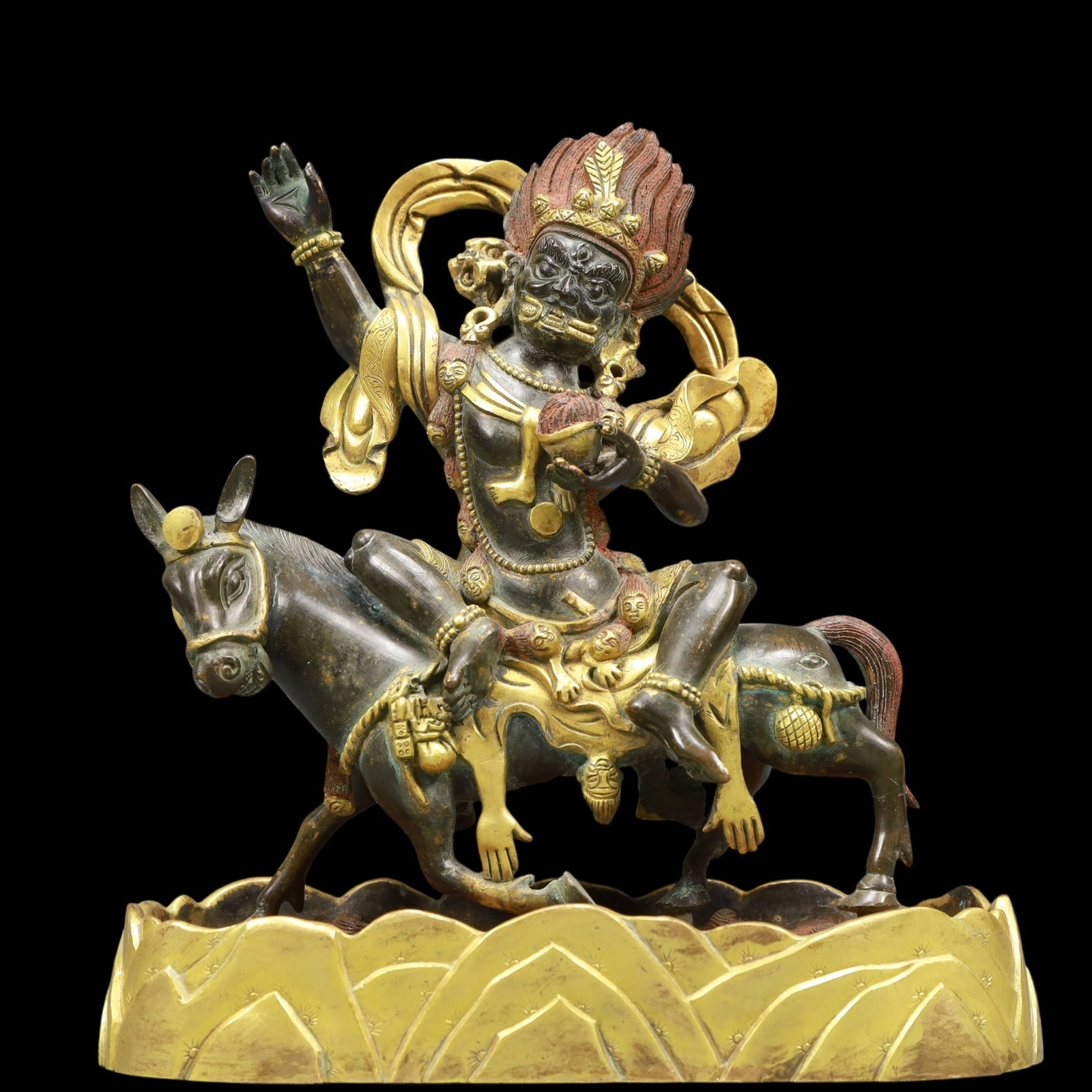 A Exquisite Gilt Bronze Statue of Mammon: A Exquisite Gilt Bronze Statue of Mammon Ming Dynasty, China Size:21.5cmx8cmx23cm Weight:3300g (The Dimensions Of All Batches Are Manually Measured.If You Need More Detailed Information, Please