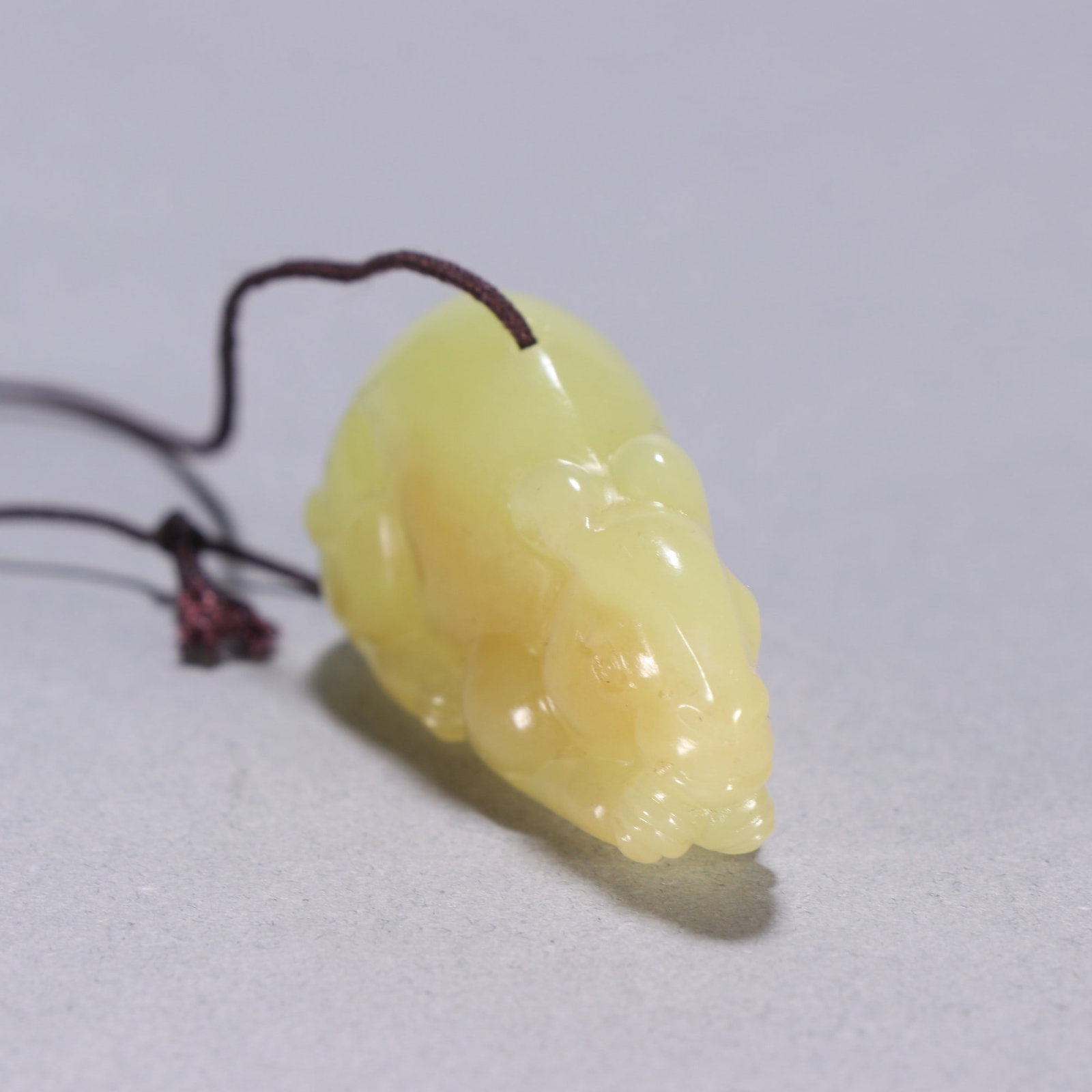 An Exquisite Yellow Jade Rabbit Pendant - 7