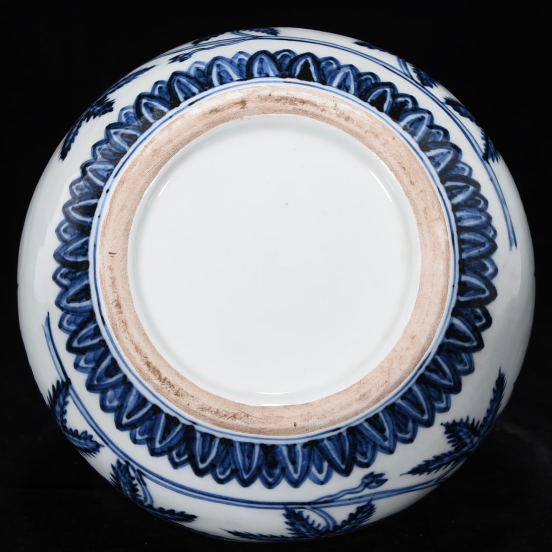 An Exquisite Blue and White Flower Pattern Double-Ears - 9