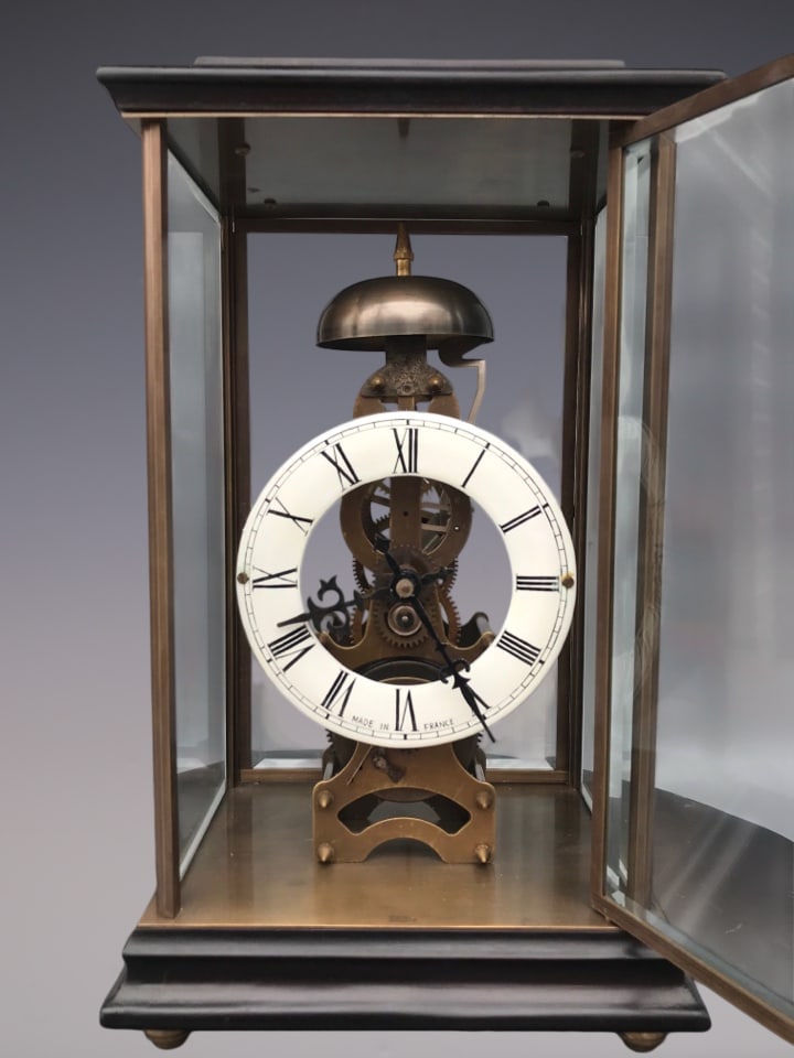 An Exquisite Bronze Clock - 7