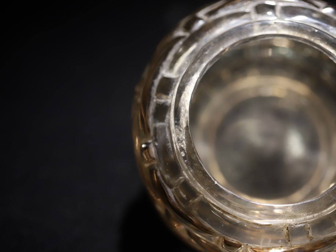 An Exquisite Crystal Water Pot - 10