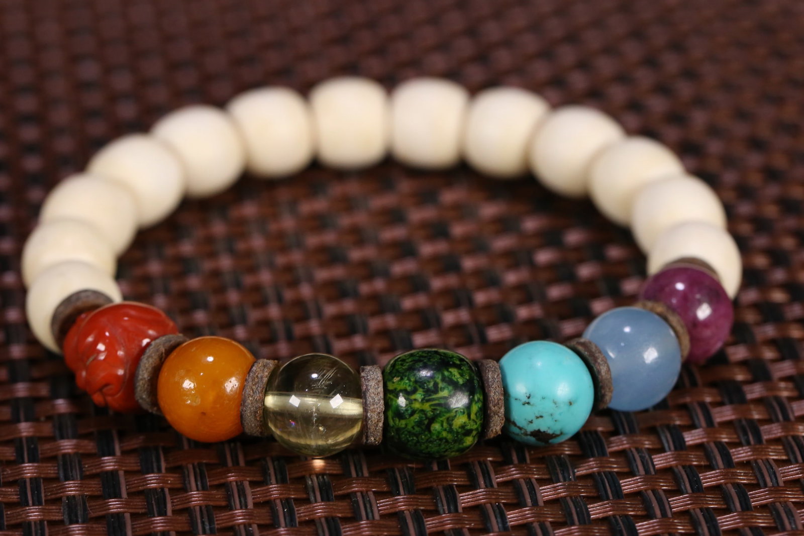 An Exquisite Gems Bracelets - 2