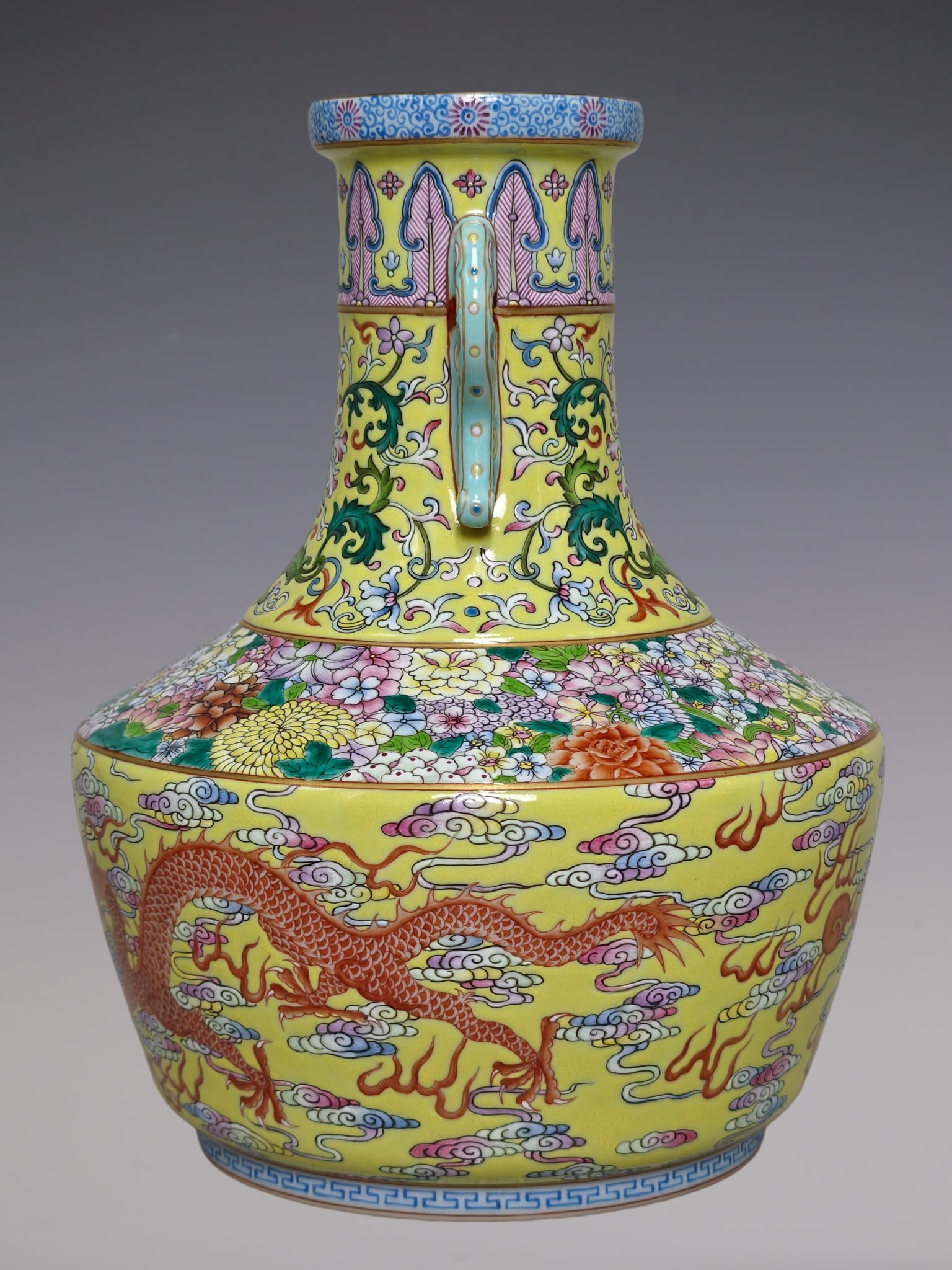 An Exquisite Famille-Rose Lotus Pattern Dragon Pattern Double-Ears Vase - 2