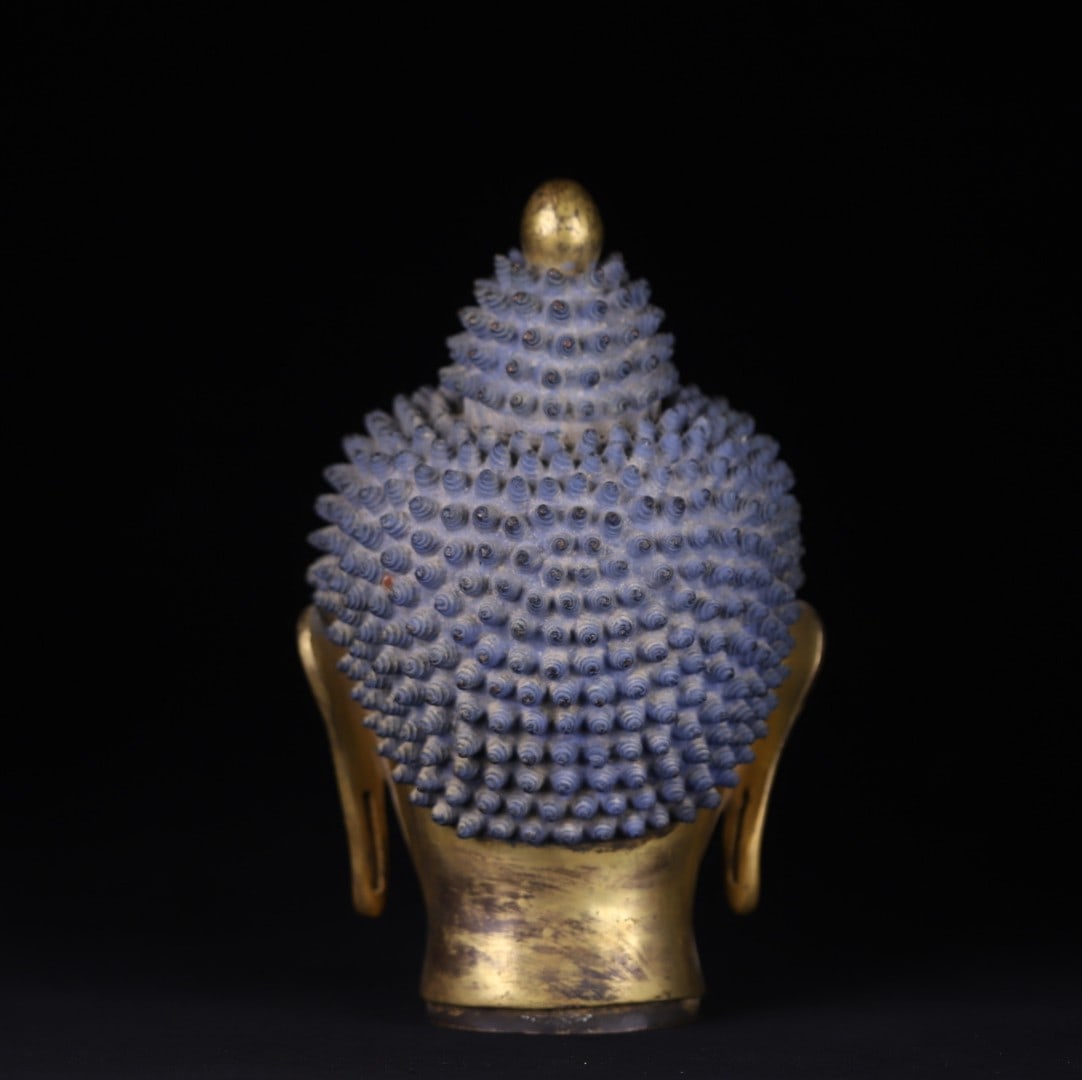 An Exquisite Gilt Bronze Buddha head - 4