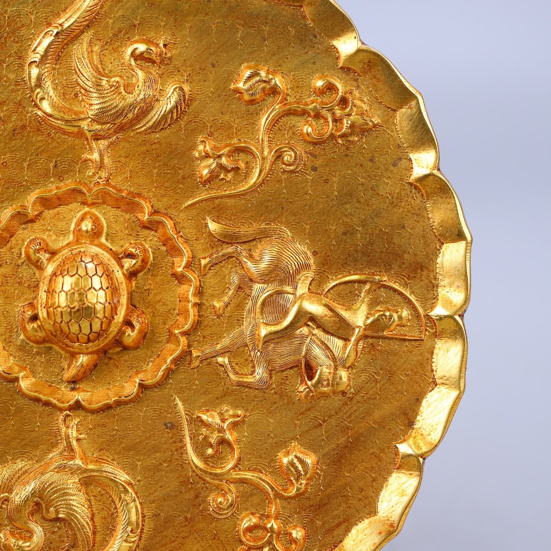 An Exquisite Gilt Bronze Auspicious Beast Pattern Round Mirror - 8