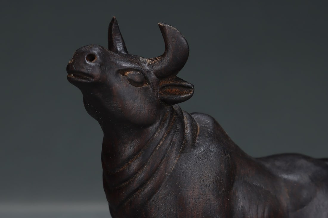 An Exquisite Eaglewood Buffalo Ornament - 4