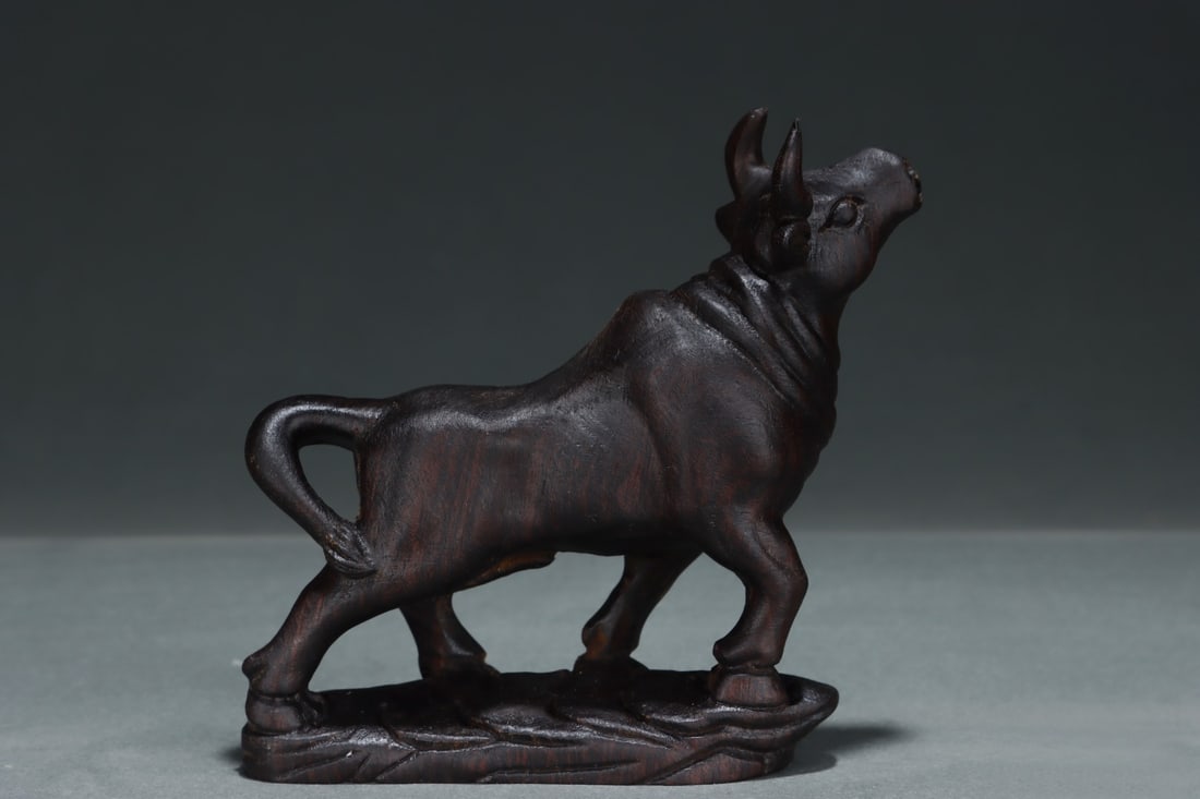 An Exquisite Eaglewood Buffalo Ornament - 6