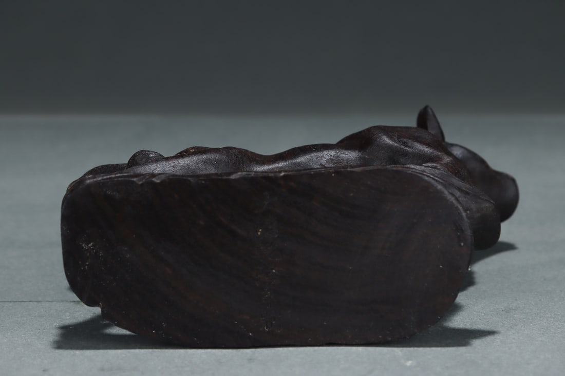 An Exquisite Eaglewood Buffalo Ornament - 9