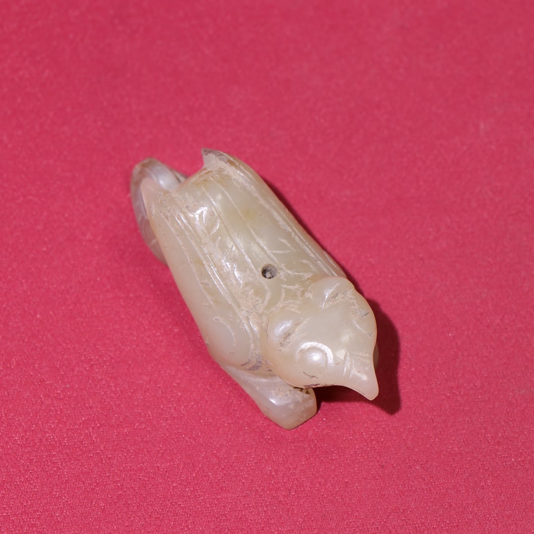 An Exquisite White Jade Phoenix Pendant - 4