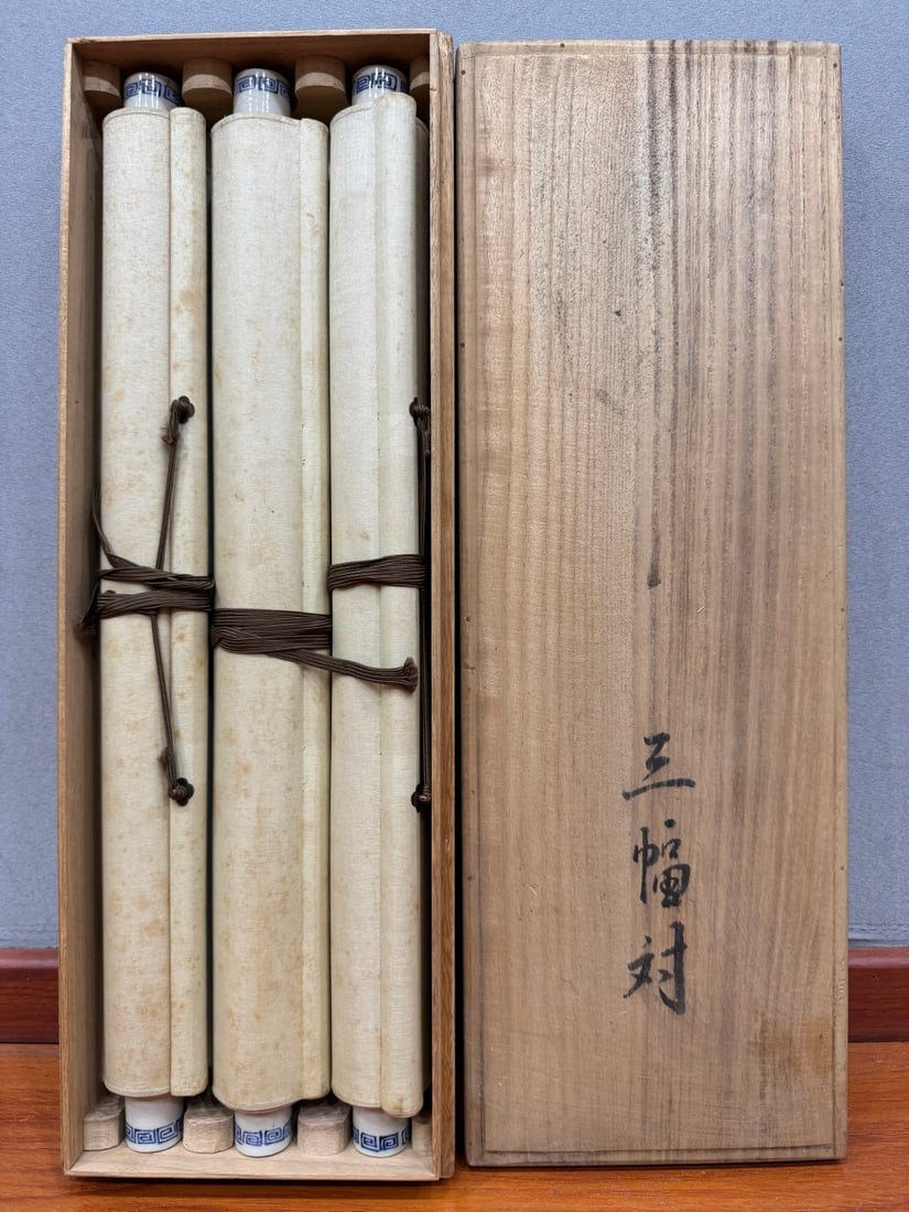A Chinese Vertical Scroll Ink Painting of Landscape on Paper: A Chinese Vertical Scroll Ink Painting of Landscape on Paper Huang binhong Without frame Size:33cmx104cmx3 (The Dimensions Of All Batches Are Manually Measured.If You Need More Detailed Information,