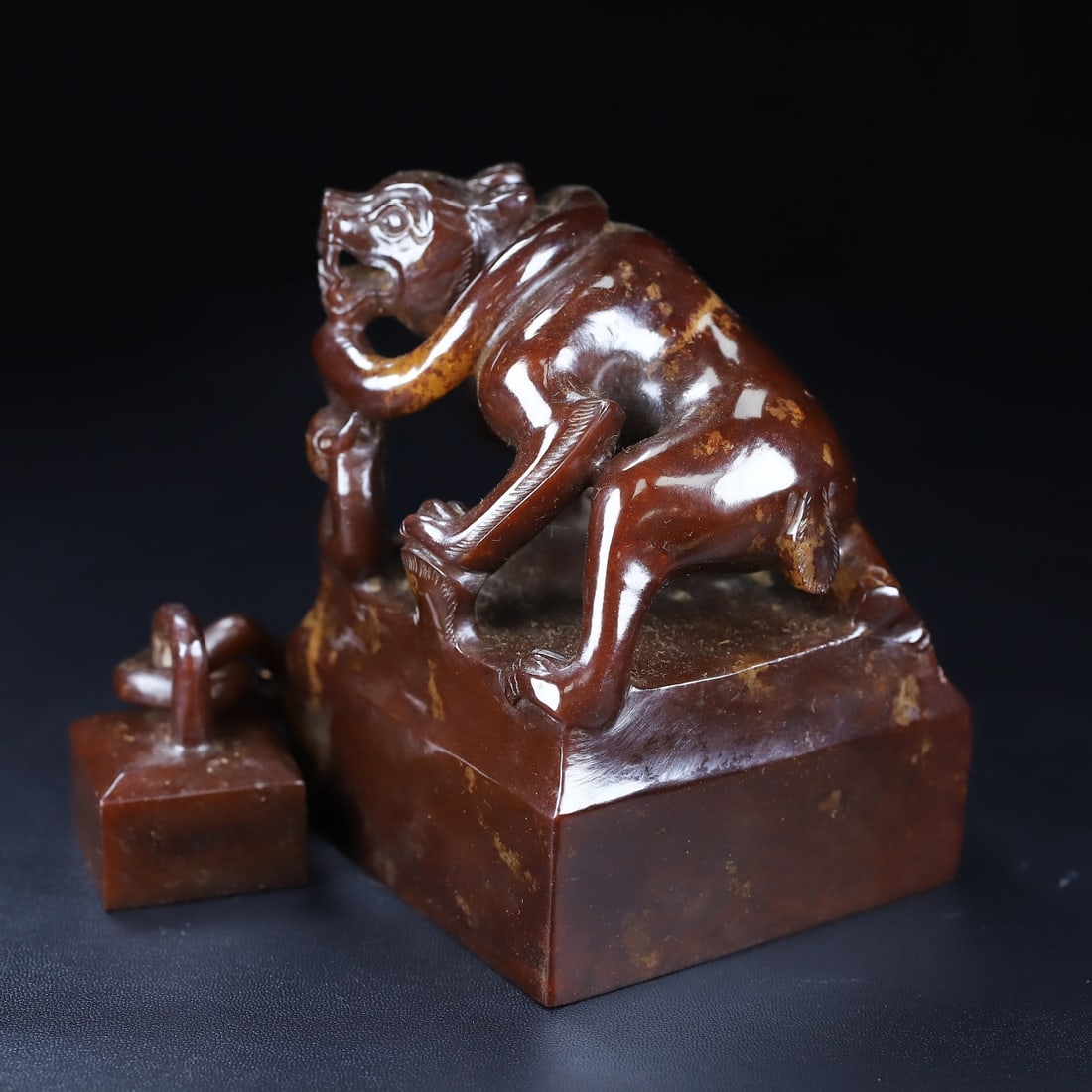 An Exquisite White Jade Bear Seal - 4