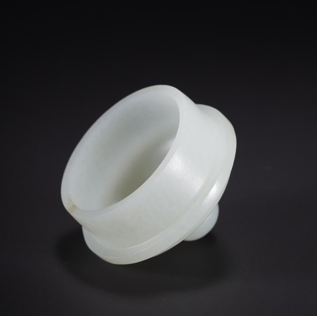 An Exquisite White Jade Flower Pattern Teapot - 9