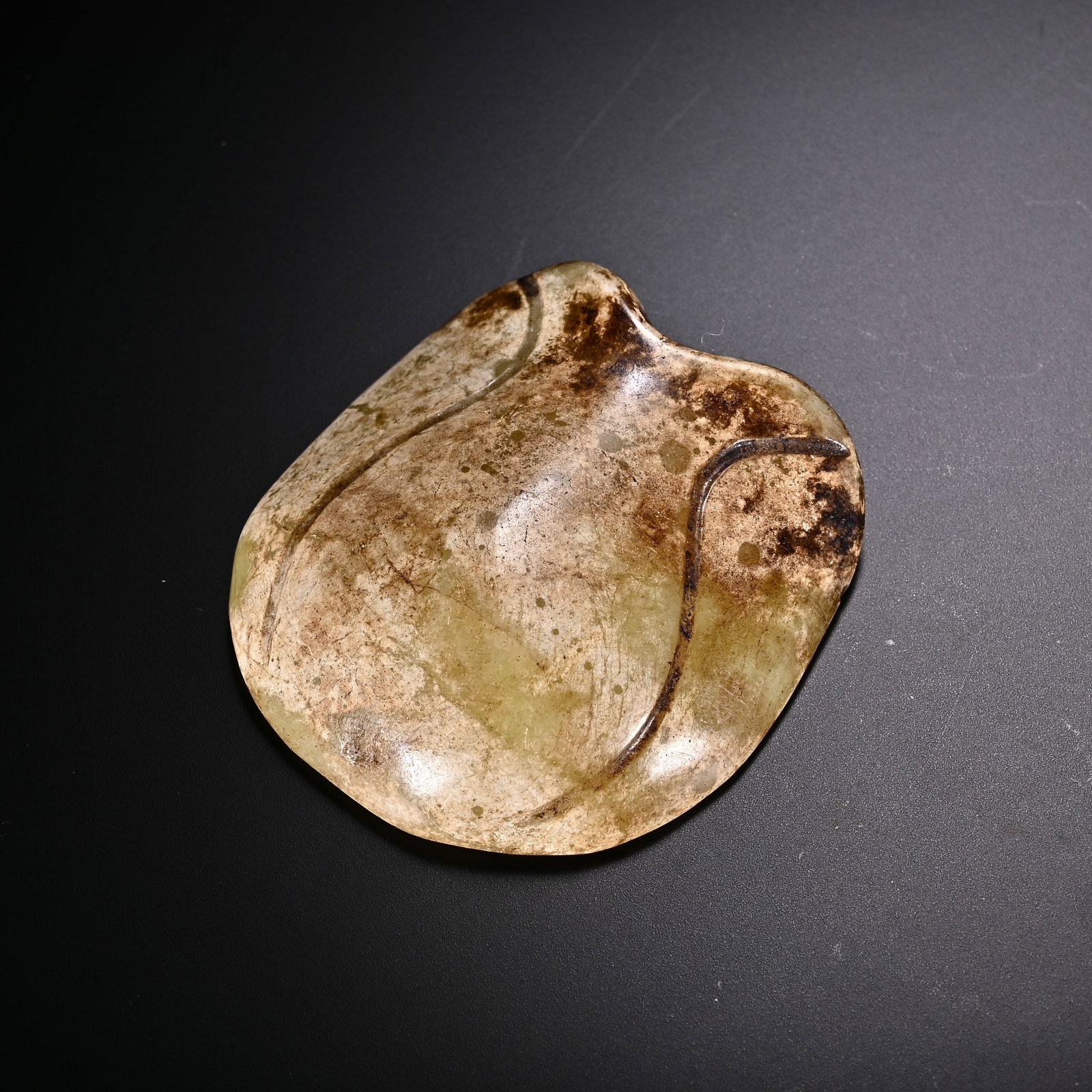 An Exquisite White Jade Tortoise shell Ornament - 2