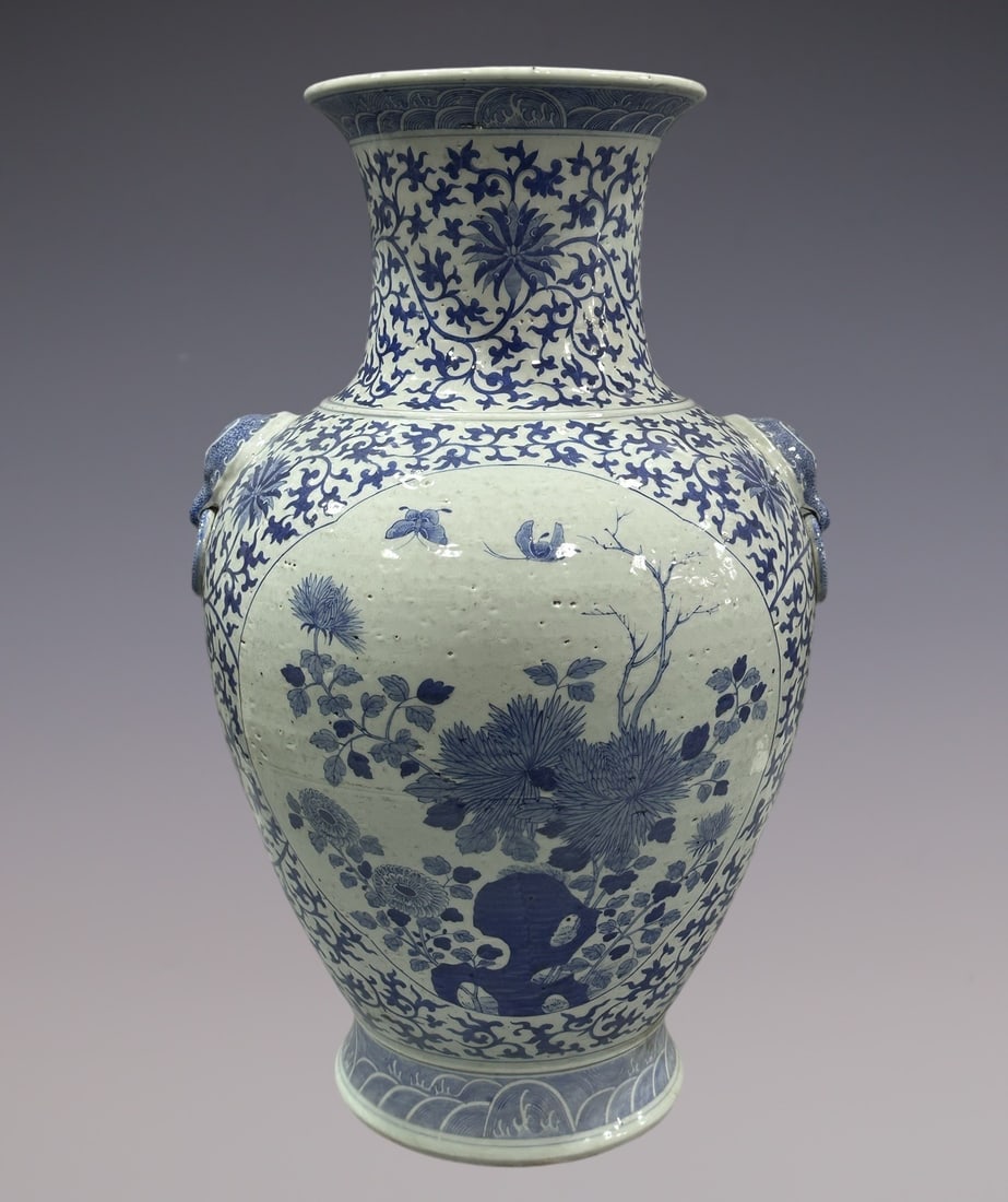 An Exquisite Blue and White Lotus Pattern Flower and Butterfly Pattern Double-Ears Jar (1 of 9)