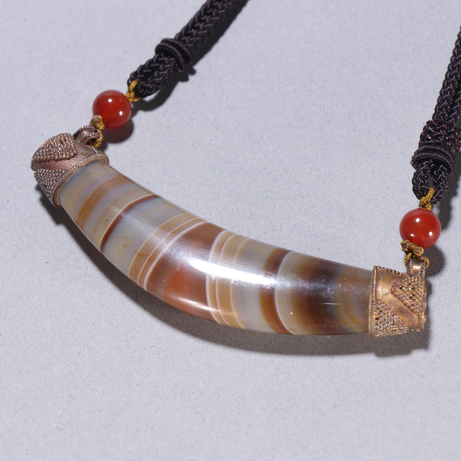 An Exquisite Agate Necklace - 2
