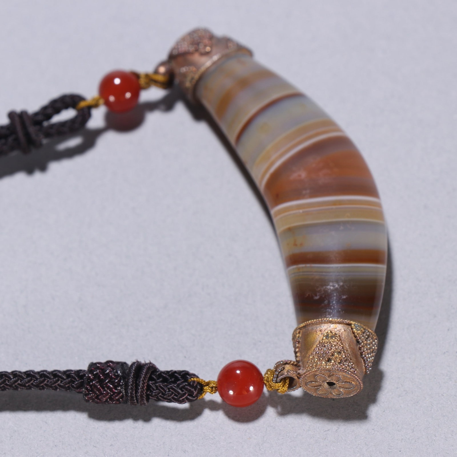 An Exquisite Agate Necklace - 9