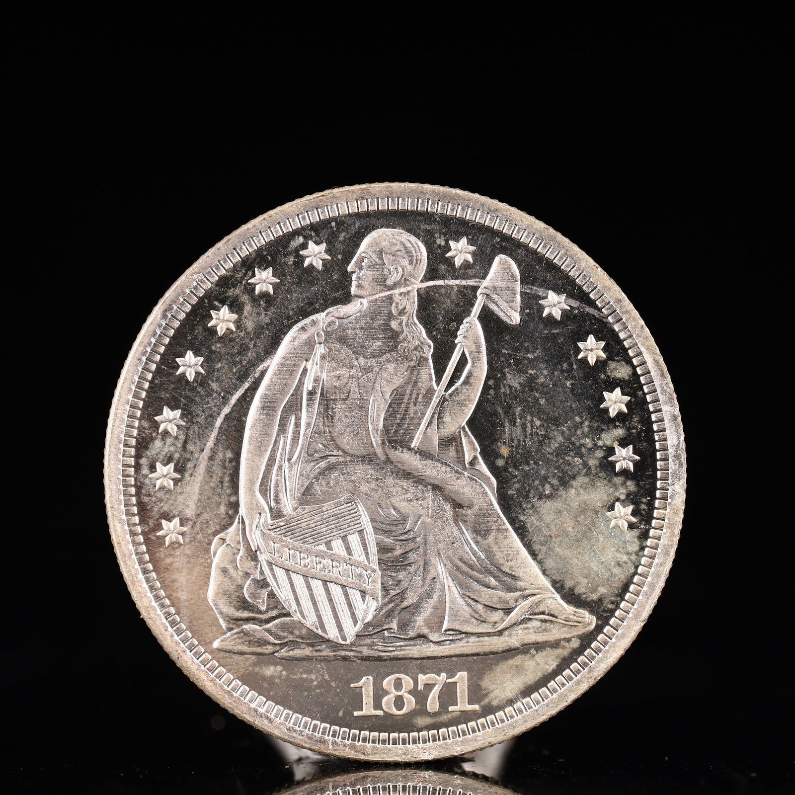 USA One Dollar 1871 Coin: American coin. IN GOD WE TRUST / LIBERTY / 1871 / UNITED STATES OF AMERICA / ONE DOL. Mint mark: CC. Weight:26.9g. (The Dimensions Of All Batches Are Manually Measured.If You Need More Detailed