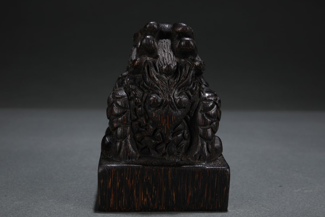 An Exquisite Eaglewood Auspicious Beast Seal - 4